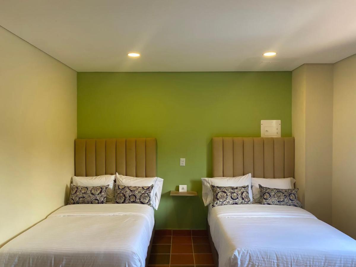 Hotel Bambu กัวตาเป ภายนอก รูปภาพ