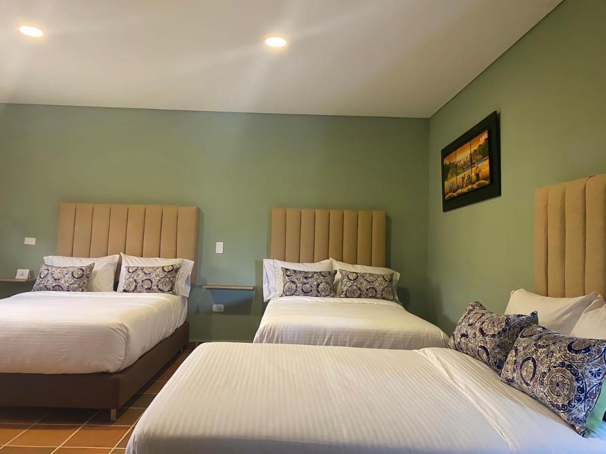 Hotel Bambu กัวตาเป ภายนอก รูปภาพ