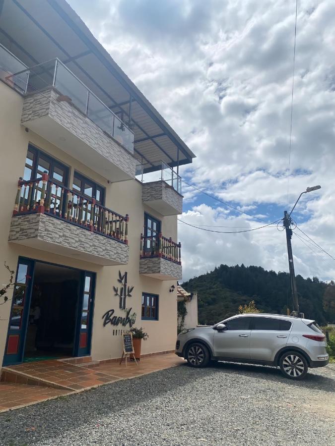 Hotel Bambu กัวตาเป ภายนอก รูปภาพ
