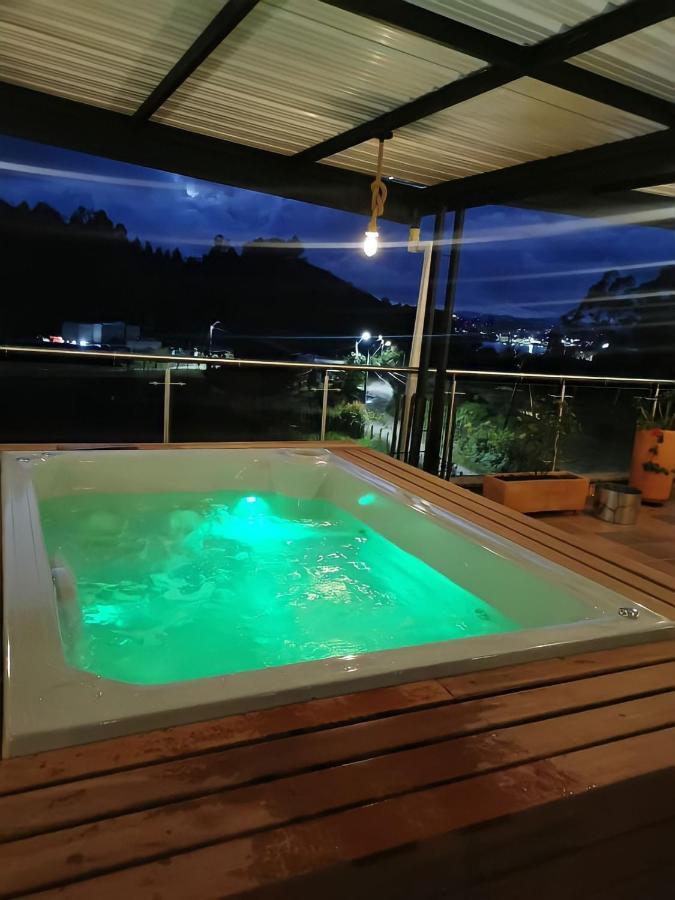 Hotel Bambu กัวตาเป ภายนอก รูปภาพ